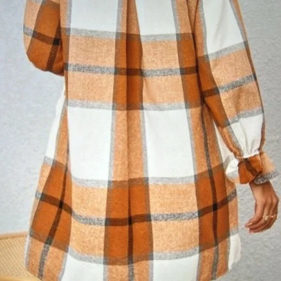 Last one ❣️
Khaki plaid pattern collared neck shirt dress - Picture 8 of 9